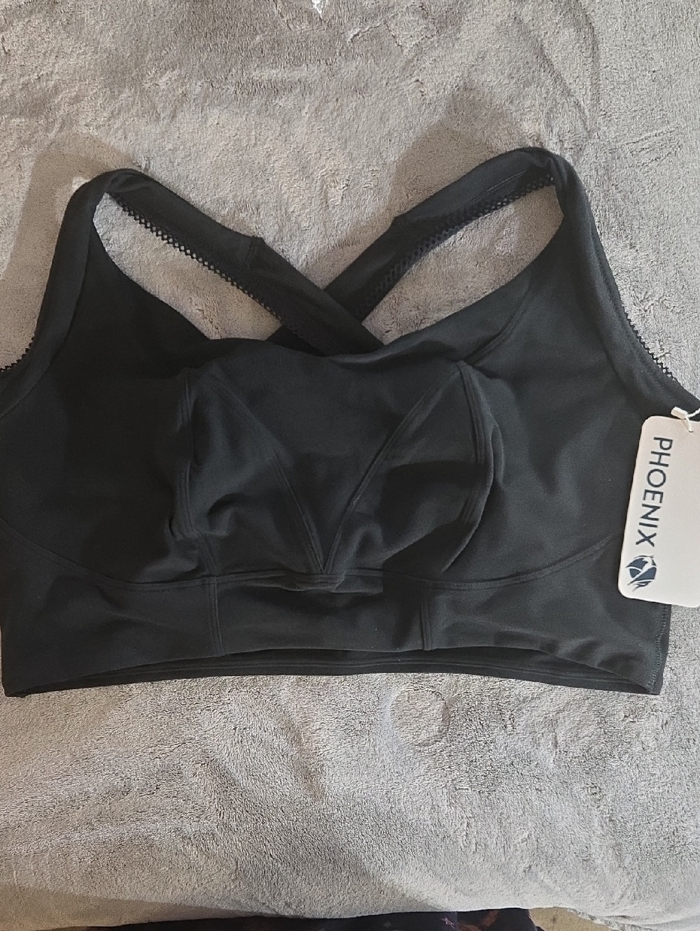 Phenix Black Cross-Back Seamless Sports Bra